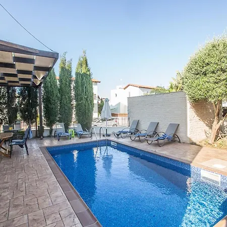 Beautiful With Private Pool, Paralimni 1241 * 프로타라스