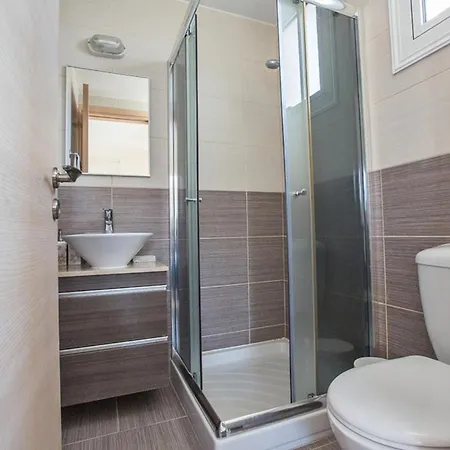 Beautiful With Private Pool, Paralimni 1241 빌라 프로타라스