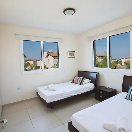 Beautiful With Private Pool, Paralimni 1241 Villa Protaras